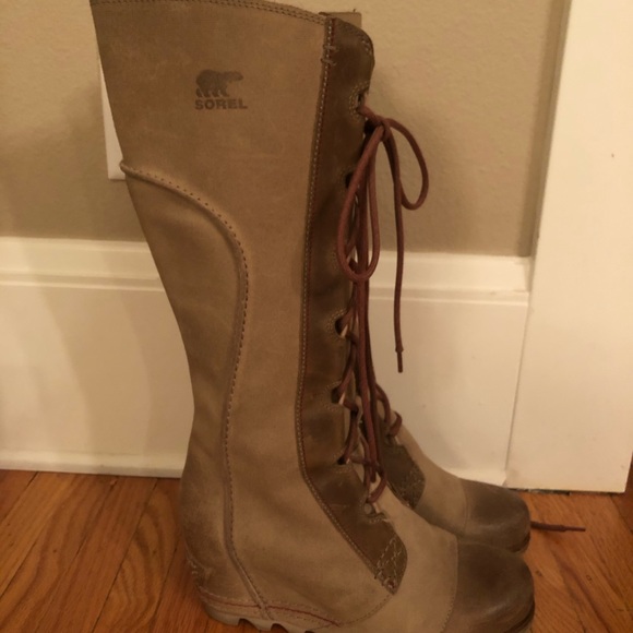 sorel tall lace up boot
